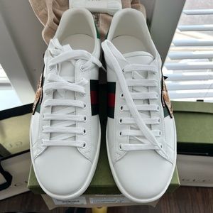 Authentic leather men Gucci sneakers